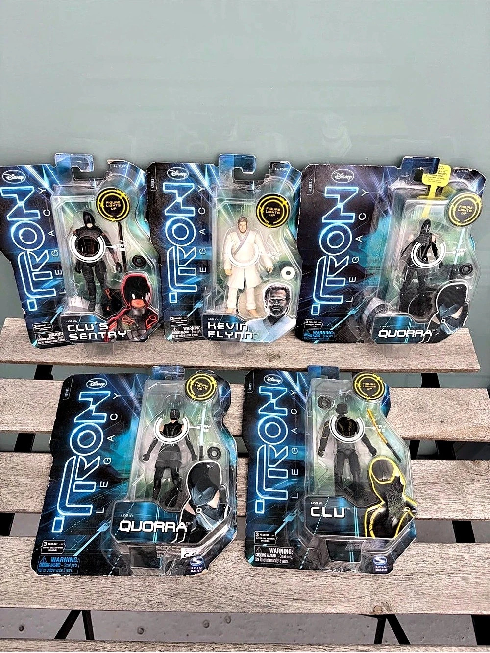 Tron Action Figure Set of 5 NWT